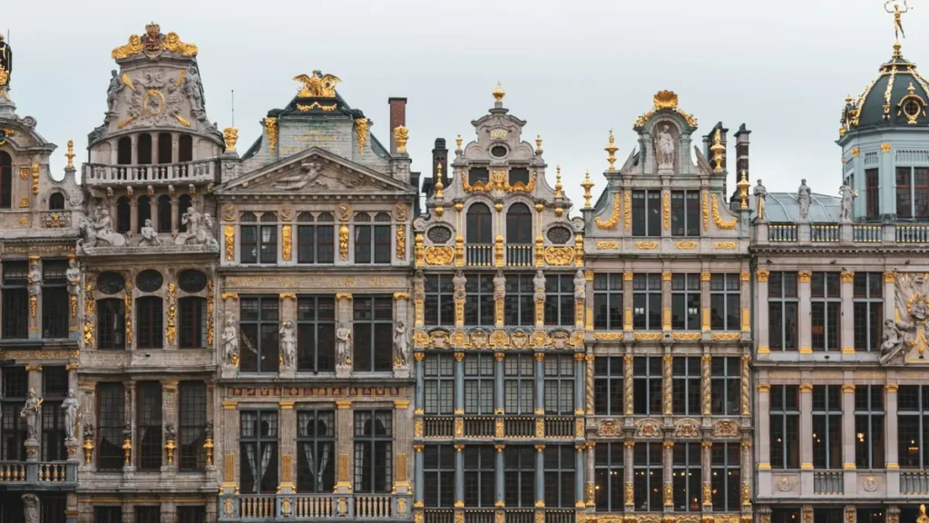 Façades dorées de la Grand-Place de Bruxelles