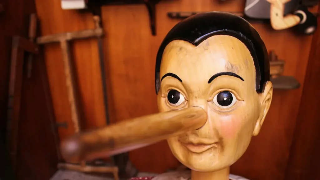 Marionnette de Pinocchio au long nez en bois